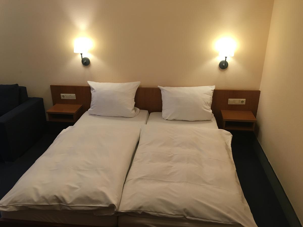 Zip Hotel Lingenfeld Eksteriør bilde