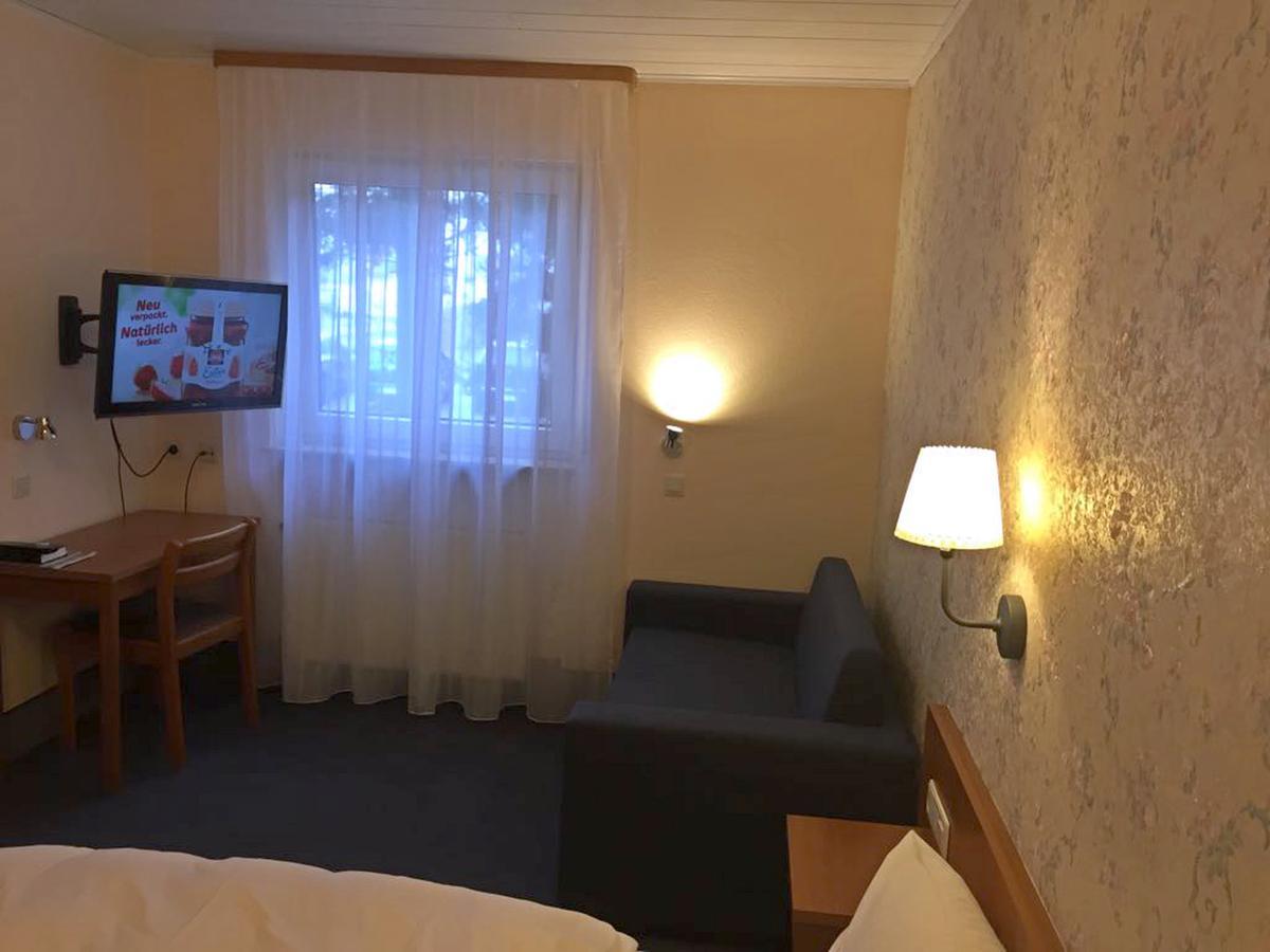Zip Hotel Lingenfeld Eksteriør bilde